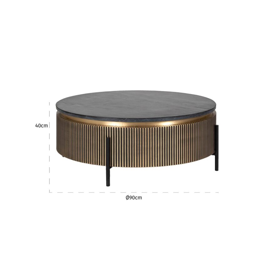 stolik kawowy VILLE pocco novo 3 Stolik kawowy Ville łączy w sobie najwyższej klasy materiały, by stworzyć mebel, który jest esencją elegancji i stylu. Ciężki, ale równocześnie zrównoważony design sprawia, że stolik jest centrum uwagi w każdym pomieszczeniu, nadając mu wyrafinowany charakter.